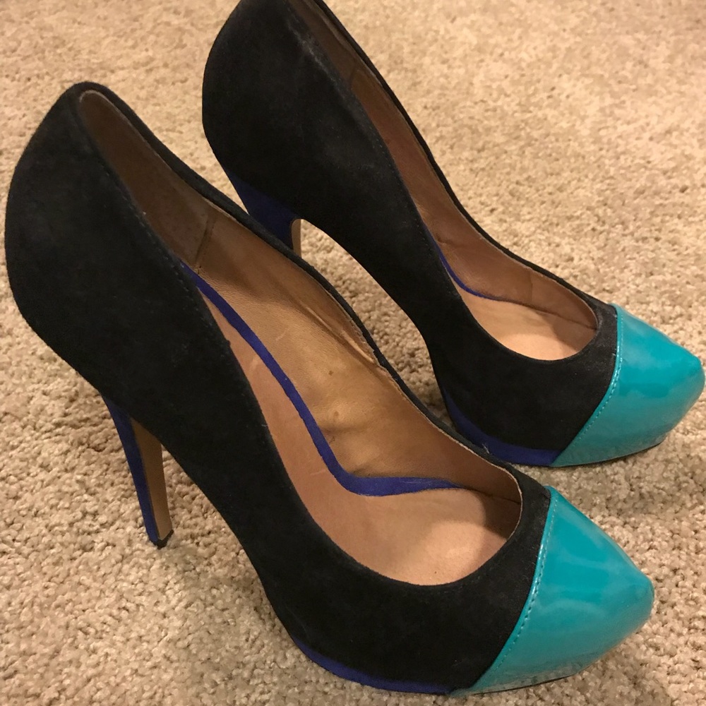 Aldo suide size 7.5